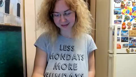 viodetta online show from 10/26/25, 03:40