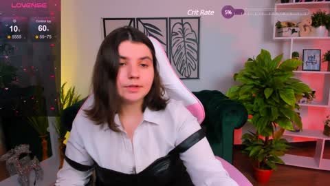 Snapshot of viola__shy chatting on 01/18/25, 12:57 Viola online show from 01/18/25, 12:57