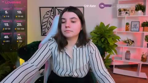 Snapshot of viola__shy chatting on 02/12/25, 09:43 Viola online show from 02/12/25, 09:43