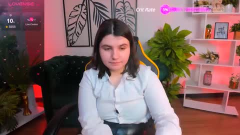 Snapshot of viola__shy chatting on 02/22/25, 04:18 Viola online show from 02/22/25, 04:18