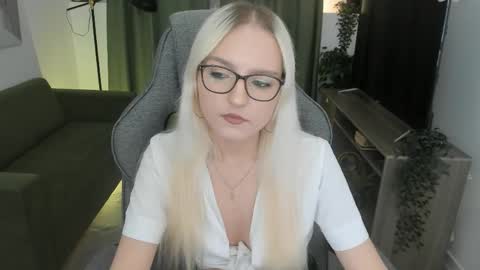 violamore online show from 04/07/26, 06:08