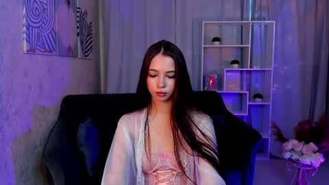 violarivera online show from 12/04/25, 08:23