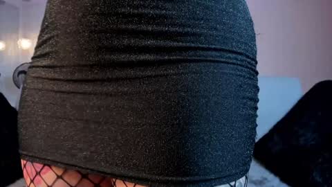 Snapshot of violeet_scott chatting on 01/10/25, 01:52 Violett Everyday From 0530 to 1430 Col Time online show from 01/10/25, 01:52