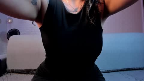 Snapshot of violeet_scott chatting on 01/31/25, 01:56 Violett Everyday From 0530 to 1430 Col Time online show from 01/31/25, 01:56