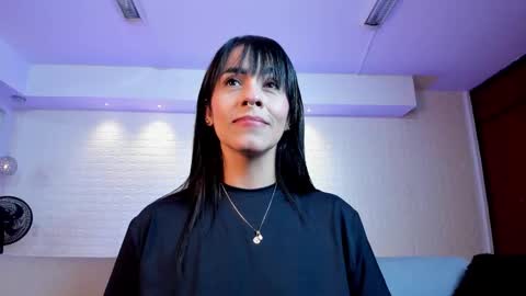 Violett  Everyday From 0530 to 1430 Col Time online show from 01/05/26, 05:27