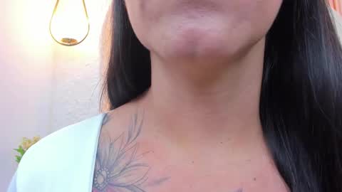 Snapshot of violeet_scottt chatting on 02/10/26, 12:59 Violette online show from 02/10/26, 12:59