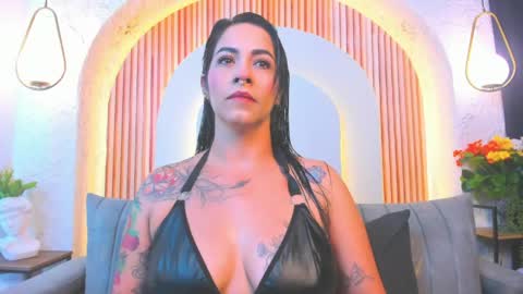Violette online show from 05/29/26, 10:35