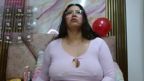 Snapshot of violemurray chatting on 02/28/26, 11:33 violemurray online show from 02/28/26, 11:33