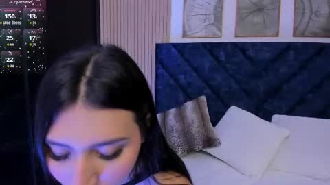 Violet online show from 06/20/26, 06:44