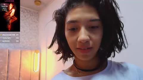 Violeta online show from 09/14/25, 01:16