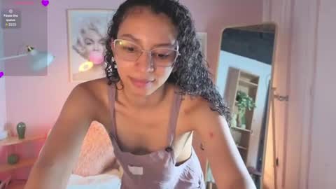 violet__15 online show from 07/10/26, 03:58