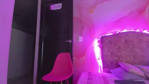 violet__taylor_ online show from 01/12/26, 02:06