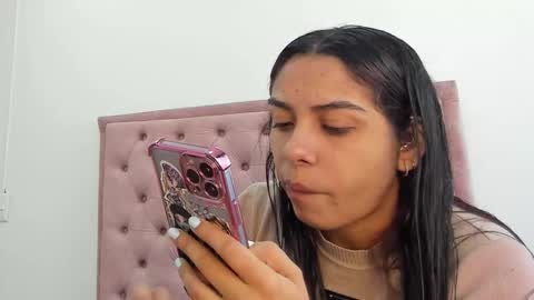 Snapshot of violet_and_myers chatting on 09/15/25, 03:12 Violet and Myers online show from 09/15/25, 03:12