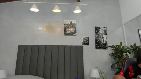 Snapshot of violet_and_myers chatting on 09/26/25, 11:20 Violet and Myers online show from 09/26/25, 11:20