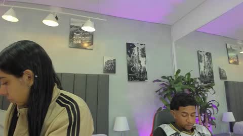 Snapshot of violet_and_myers chatting on 10/26/25, 01:39 Violet and Myers online show from 10/26/25, 01:39