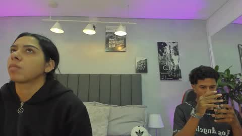 Snapshot of violet_and_myers chatting on 10/28/25, 11:25 Violet and Myers online show from 10/28/25, 11:25