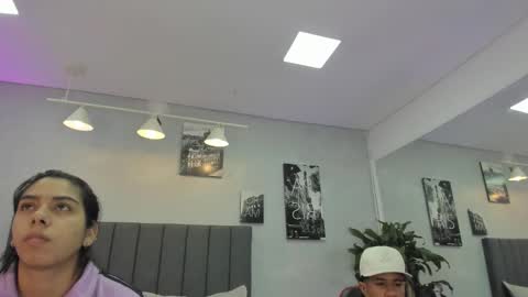 Snapshot of violet_and_myers chatting on 11/05/25, 11:21 Violet and Myers online show from 11/05/25, 11:21