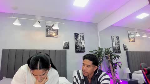 Snapshot of violet_and_myers chatting on 11/18/25, 11:25 Violet and Myers online show from 11/18/25, 11:25