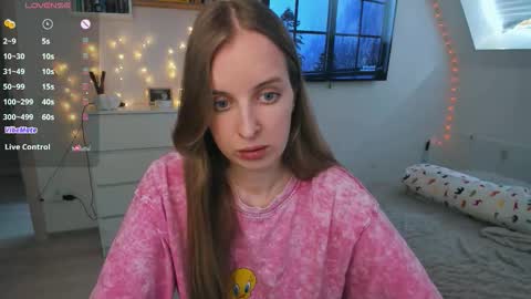 Violet online show from 03/12/26, 12:55