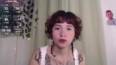 Violet online show from 06/11/26, 07:39