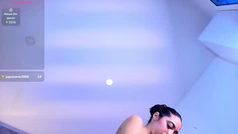 violet_giraldo online show from 11/21/25, 02:05