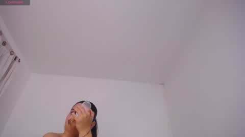 violet_giraldo online show from 02/08/26, 03:48