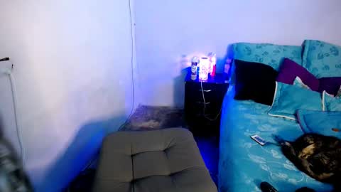 violet_hyuga online show from 01/23/25, 03:48