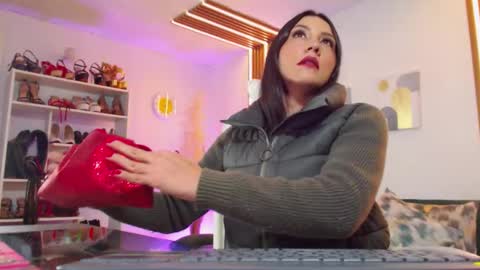 Snapshot of violet_lii chatting on 02/04/26, 11:20 Violet Lii online show from 02/04/26, 11:20