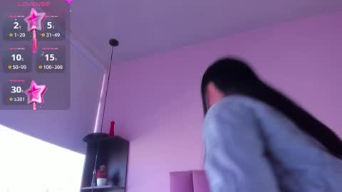 Snapshot of violet_myerrs chatting on 09/22/25, 12:51 violet online show from 09/22/25, 12:51