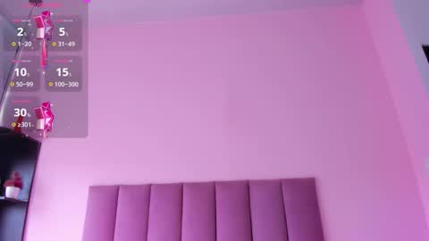 Snapshot of violet_myerrs chatting on 10/04/25, 02:15 violet online show from 10/04/25, 02:15