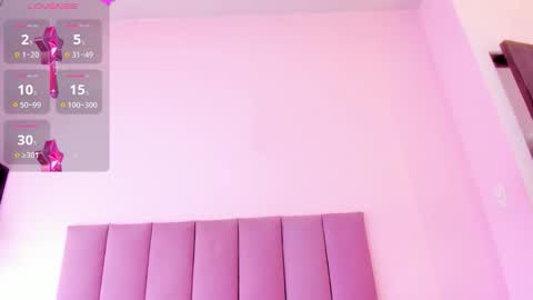 Snapshot of violet_myerrs chatting on 10/30/25, 02:51 violet online show from 10/30/25, 02:51