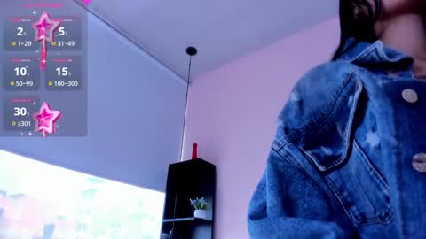 Snapshot of violet_myerrs chatting on 01/08/26, 12:40 violet online show from 01/08/26, 12:40