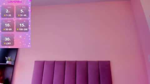 Snapshot of violet_myerrs chatting on 01/14/26, 02:12 violet online show from 01/14/26, 02:12