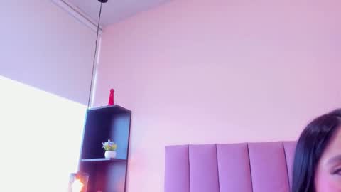 violet online show from 02/09/26, 12:31