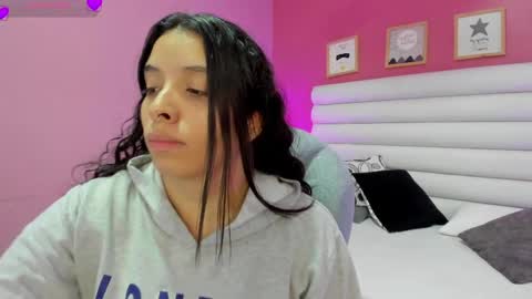 Snapshot of violet_sinclair chatting on 04/07/26, 11:32 violet_sinclair online show from 04/07/26, 11:32