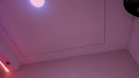 Snapshot of violeta_abel chatting on 11/27/25, 11:01 Violeta online show from 11/27/25, 11:01