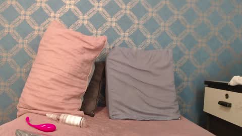 Violeta  online show from 12/17/24, 01:07