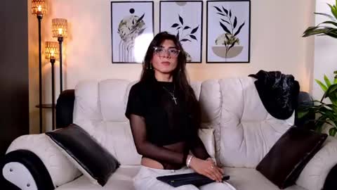 Violeta online show from 06/20/26, 07:38