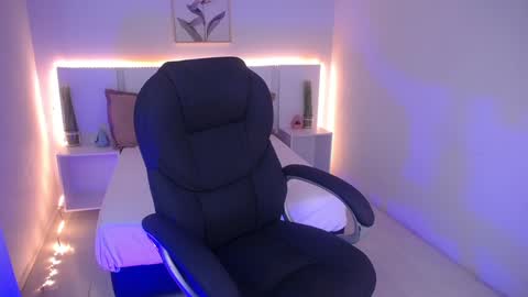 Violeta leon online show from 12/19/24, 03:51