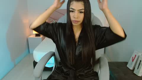 Violeta leon online show from 01/18/25, 07:58