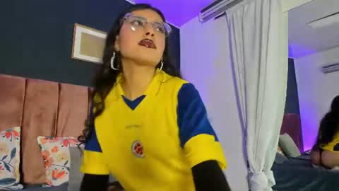 Violeta online show from 06/17/26, 05:47