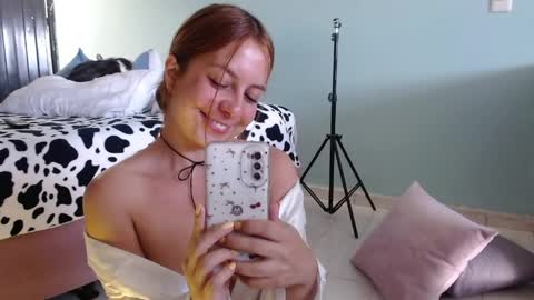 Violeta Peter online show from 04/12/26, 07:52