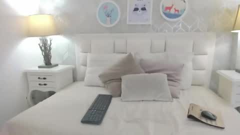 violeta_sannz online show from 03/27/26, 11:43