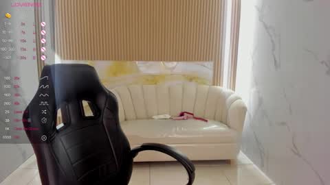 Snapshot of violeta_sub chatting on 02/24/26, 01:20 IG violeta sub online show from 02/24/26, 01:20