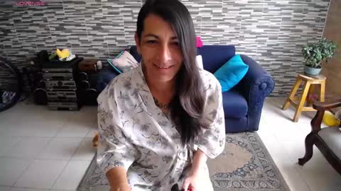 Violeta Gmez online show from 05/16/26, 12:37