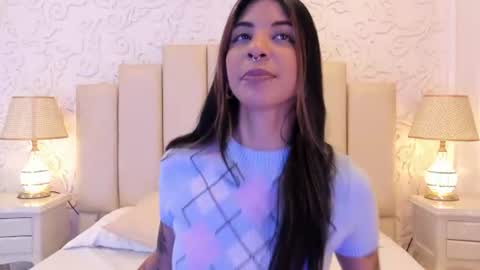 Violeta online show from 06/10/26, 01:32
