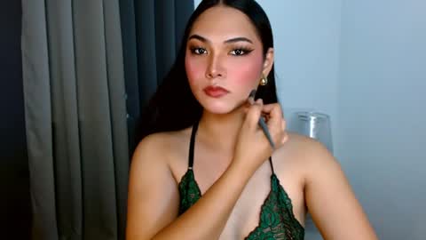 violet online show from 02/05/25, 06:46