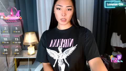 violet online show from 03/25/26, 12:55