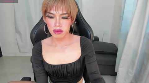 Violet online show from 12/19/24, 05:18