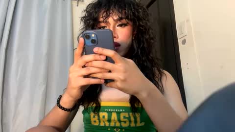 Violet online show from 01/03/25, 01:58